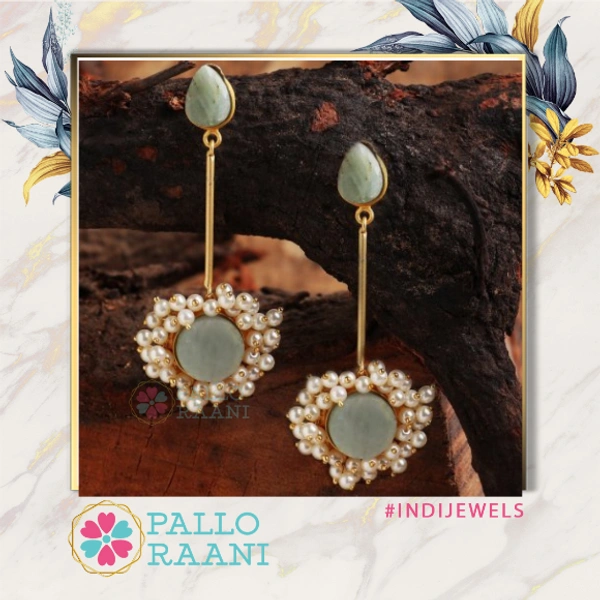 Powder Grey Druzy Dangler - Powder Grey, gold